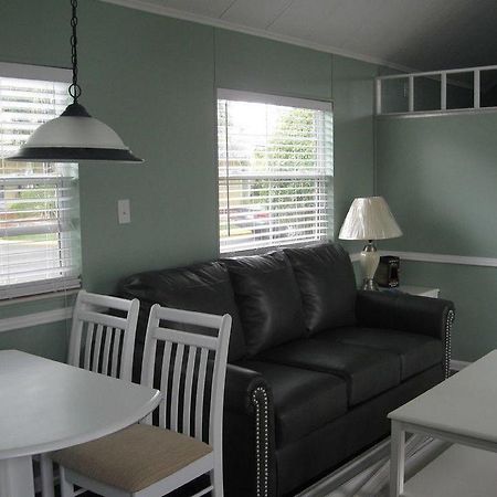 Tropical Palms Premium Two-Bedroom Loft Cottage 77 Orlando Eksteriør billede